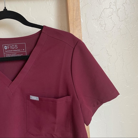 Figs Burgundy Catarina One-Pocket Scrub Top Nursing Scrubs - Picture 2 of 7